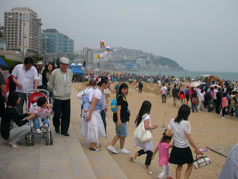 DSCN7794.jpg - Pusan beach